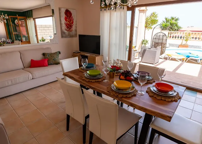 V8 Калета-де-Фусте