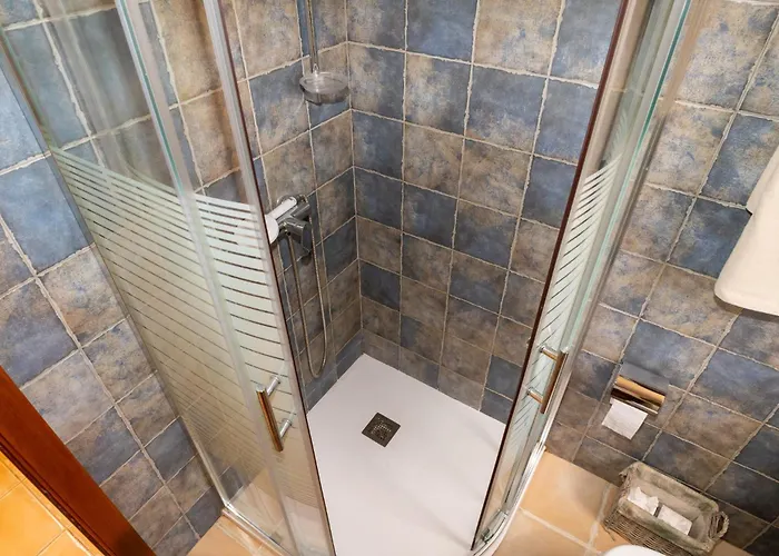 V8 * Калета-де-Фусте