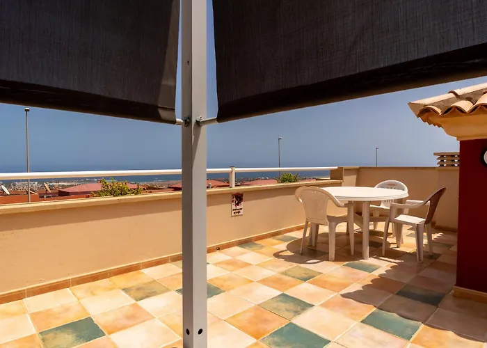 V8 * Калета-де-Фусте